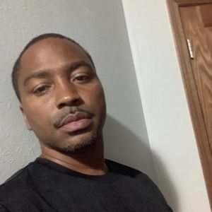 Meet your Posher, Deandre